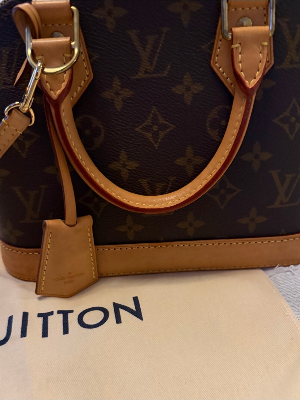 LOUIS VUITTON Authentic Monogram Alma BB - Picture 5 of 16